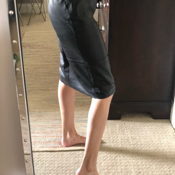 Vintage Ungaro Parallele Paris Leather Pencil Skirt size 10 - Picture 3 of 9